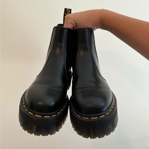 Dr. Marten’s 2976 Platform Chelsea Boot Smooth Leather
